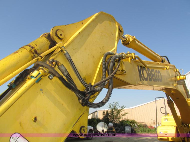image for item H1185 2002 Kobelco SK210LC excavator