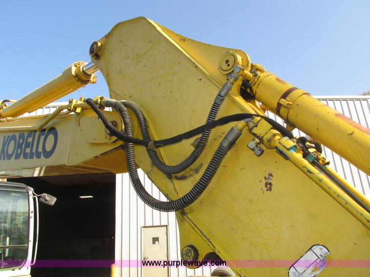 image for item H1185 2002 Kobelco SK210LC excavator