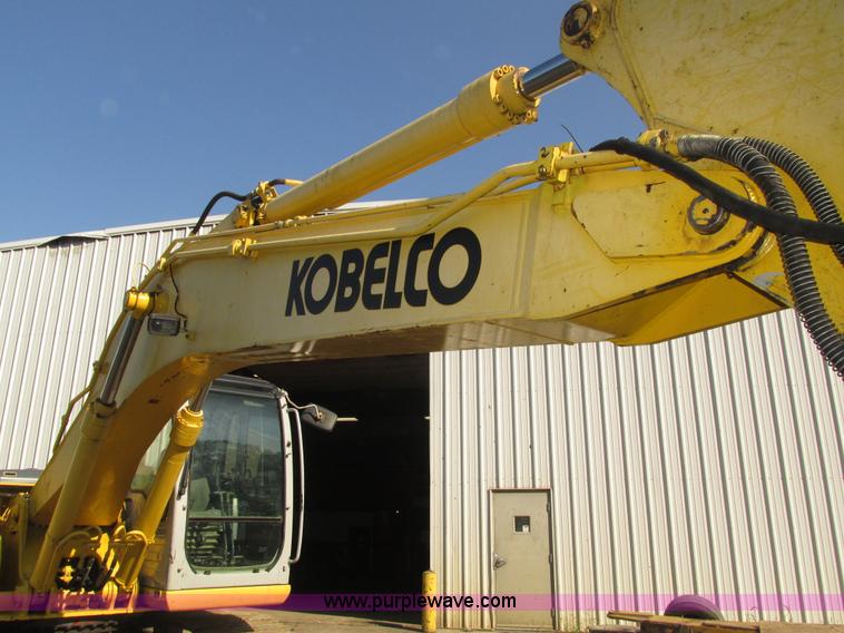 image for item H1185 2002 Kobelco SK210LC excavator