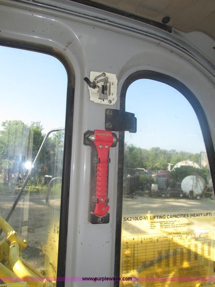 image for item H1185 2002 Kobelco SK210LC excavator