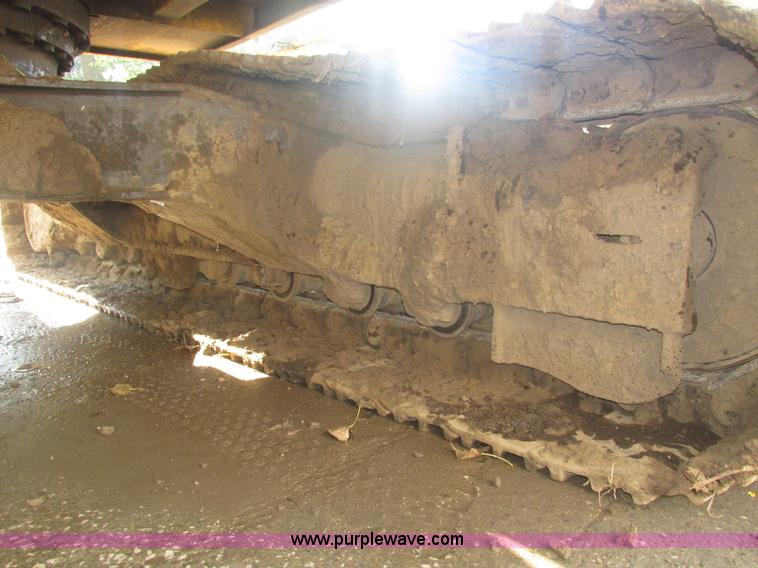 image for item H1185 2002 Kobelco SK210LC excavator