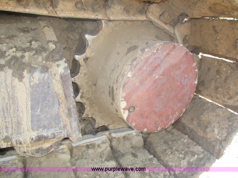 image for item H1185 2002 Kobelco SK210LC excavator