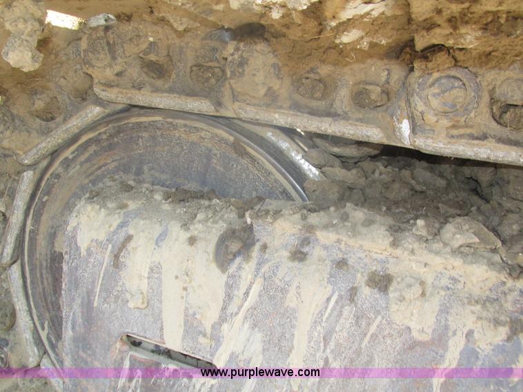 image for item H1185 2002 Kobelco SK210LC excavator