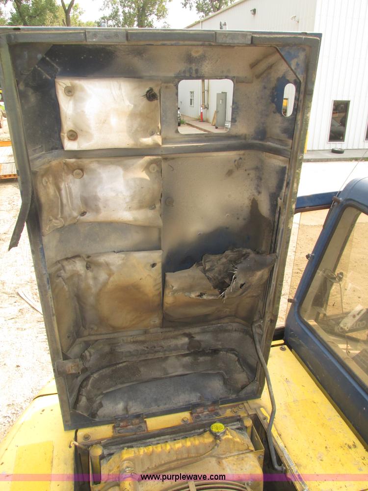 image for item H1186 Kobelco SK150LC excavator