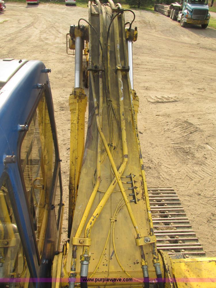 image for item H1186 Kobelco SK150LC excavator