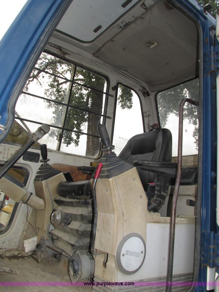 image for item H1186 Kobelco SK150LC excavator