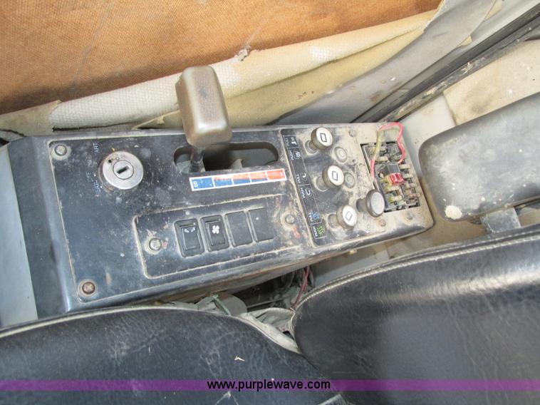 image for item H1186 Kobelco SK150LC excavator