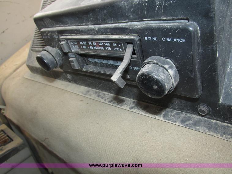 image for item H1186 Kobelco SK150LC excavator