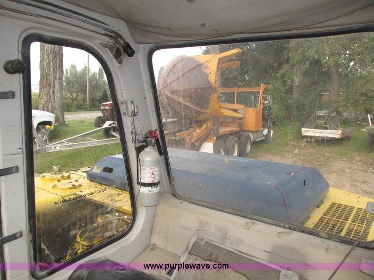 image for item H1186 Kobelco SK150LC excavator