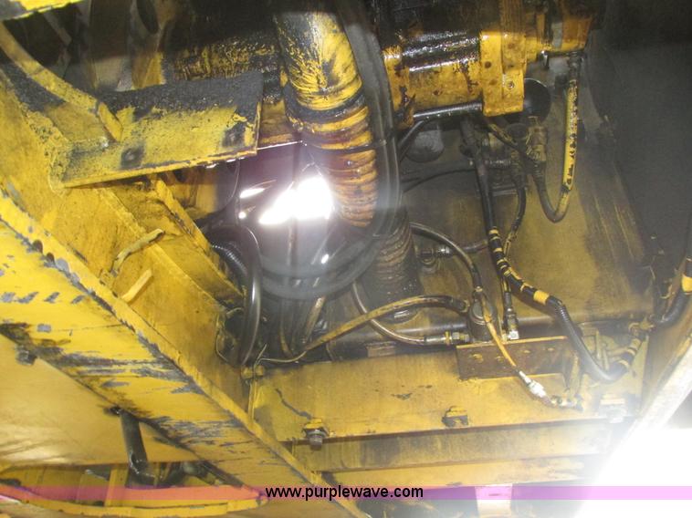image for item H1186 Kobelco SK150LC excavator