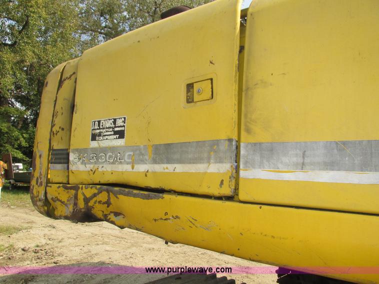 image for item H1187 2001 Kobelco SK330LC excavator