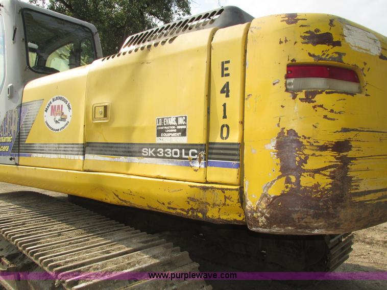 image for item H1187 2001 Kobelco SK330LC excavator