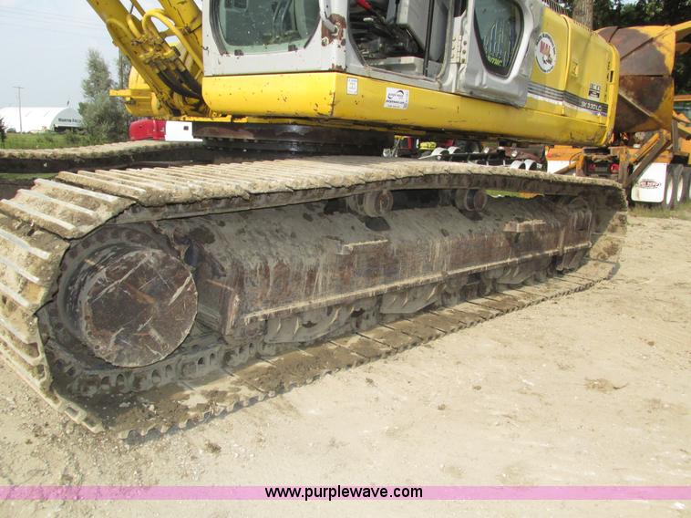 image for item H1187 2001 Kobelco SK330LC excavator