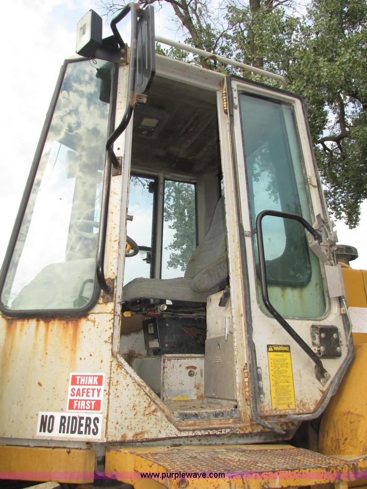 image for item H1188 Fiat-Allis FR130 wheel loader