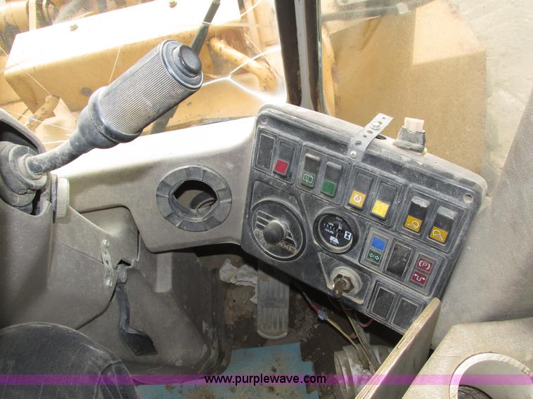 image for item H1188 Fiat-Allis FR130 wheel loader