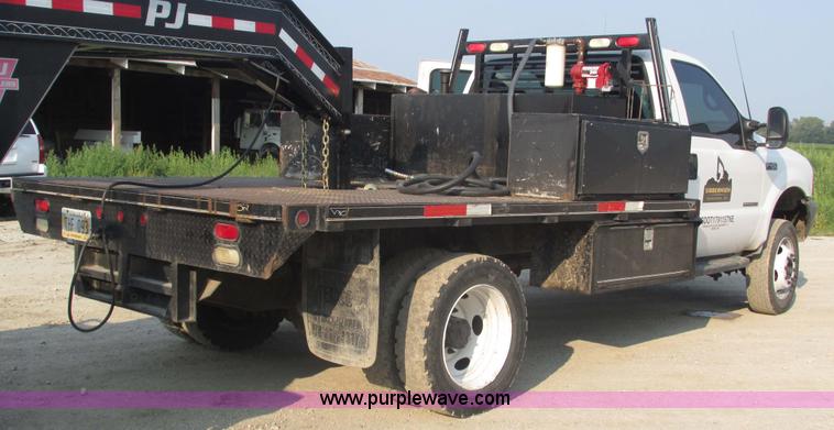 image for item H1191 1999 Ford F450 Super Duty flatbed truck