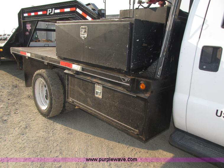 image for item H1191 1999 Ford F450 Super Duty flatbed truck