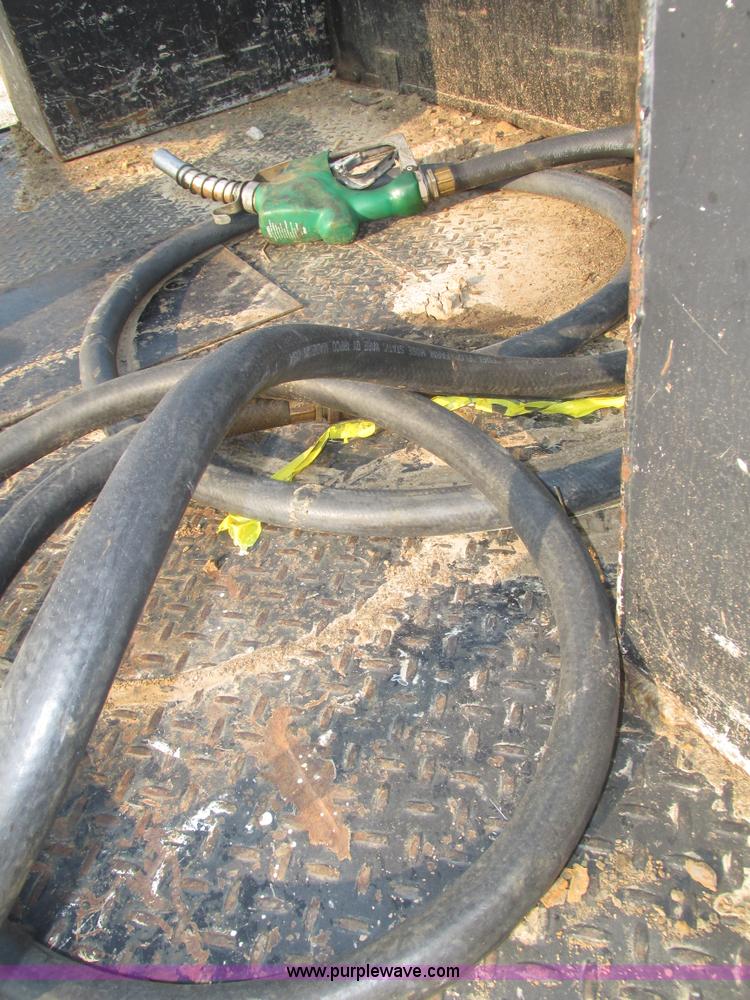 image for item H1191 1999 Ford F450 Super Duty flatbed truck