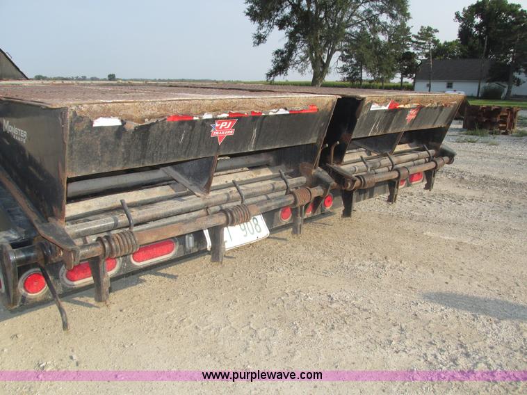 image for item H1192 2013 PJ equipment trailer