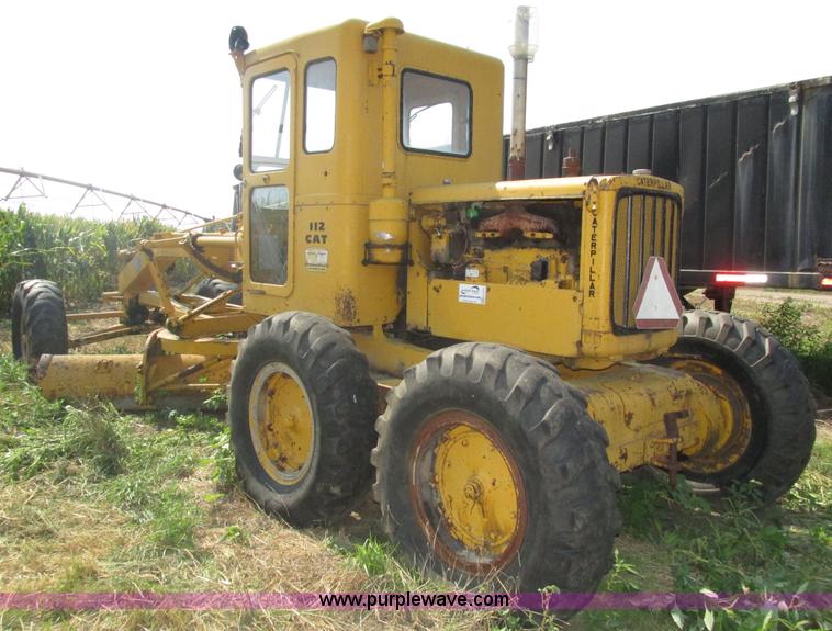 image for item H1215 1952 Caterpillar 112 ridgid frame motor grader