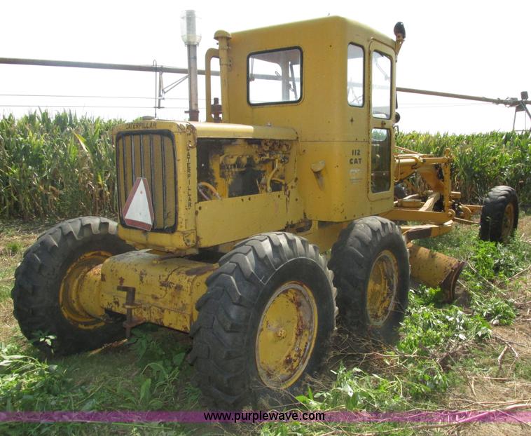 image for item H1215 1952 Caterpillar 112 ridgid frame motor grader