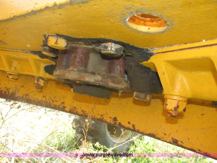 image for item H1215 1952 Caterpillar 112 ridgid frame motor grader