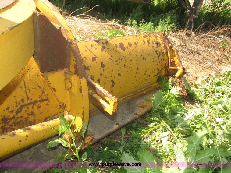 image for item H1215 1952 Caterpillar 112 ridgid frame motor grader