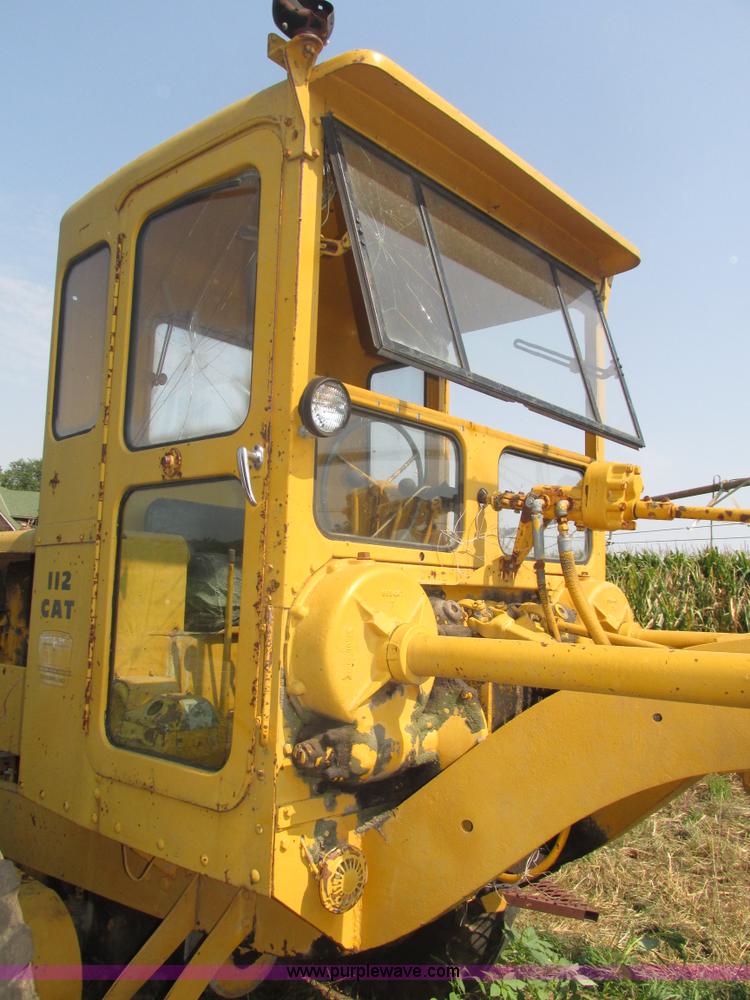 image for item H1215 1952 Caterpillar 112 ridgid frame motor grader