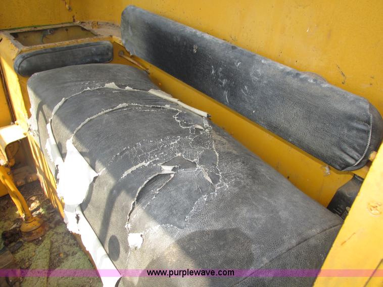 image for item H1215 1952 Caterpillar 112 ridgid frame motor grader