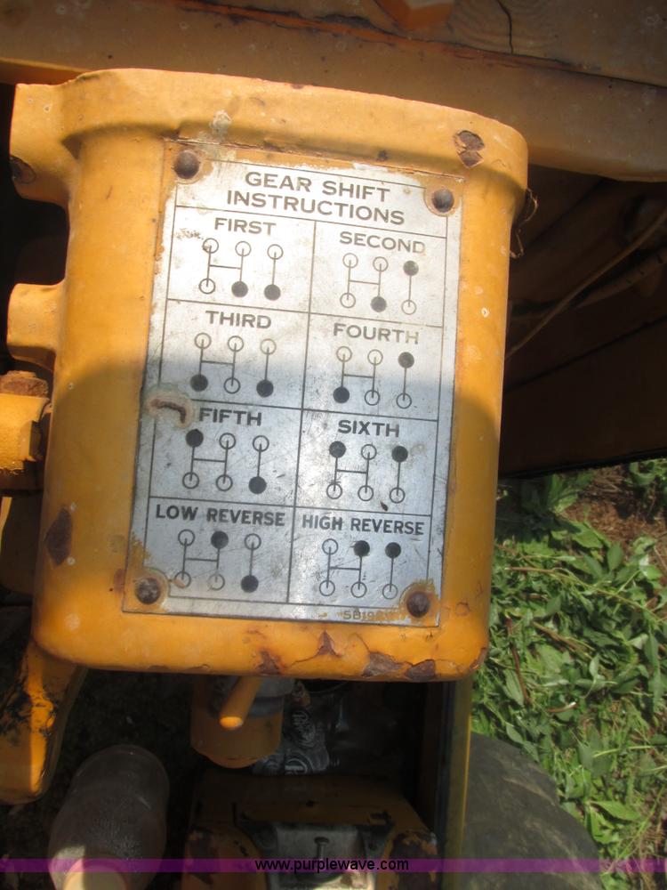 image for item H1215 1952 Caterpillar 112 ridgid frame motor grader