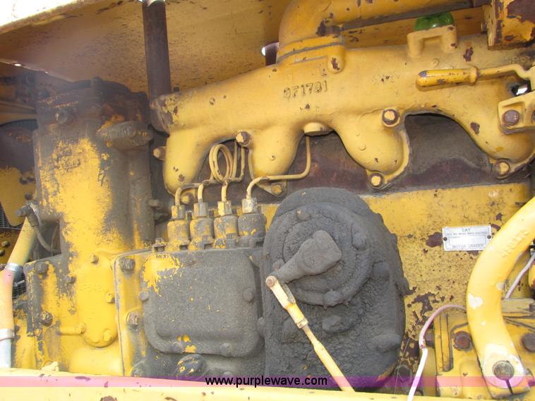 image for item H1215 1952 Caterpillar 112 ridgid frame motor grader