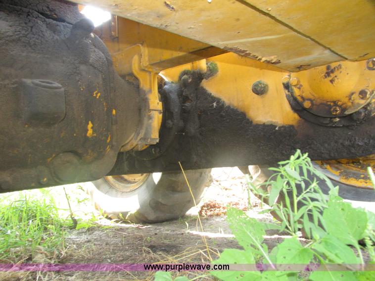 image for item H1215 1952 Caterpillar 112 ridgid frame motor grader