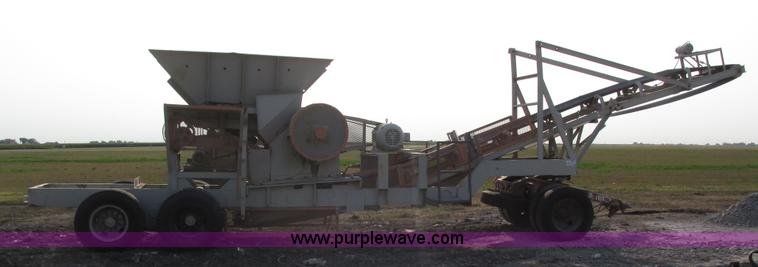 image for item H1219 WFM Eagle 10x36 jaw crusher
