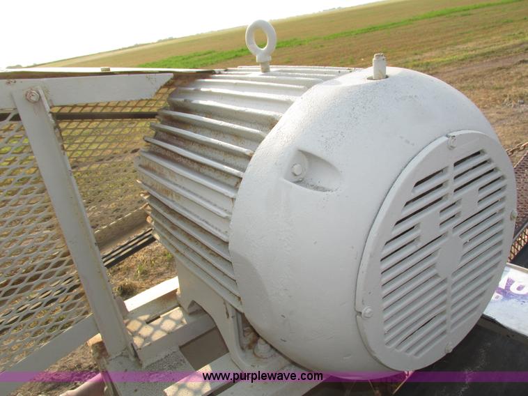 image for item H1219 WFM Eagle 10x36 jaw crusher