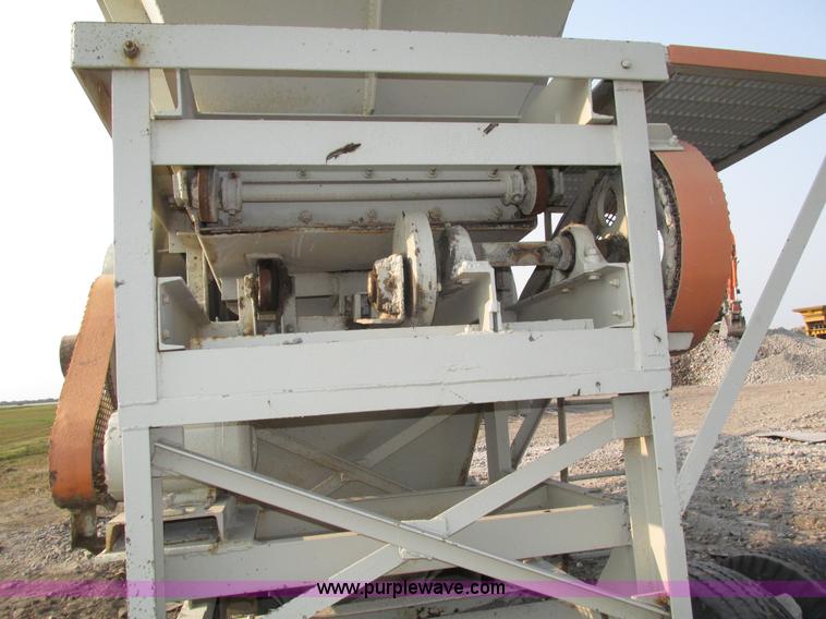 image for item H1219 WFM Eagle 10x36 jaw crusher