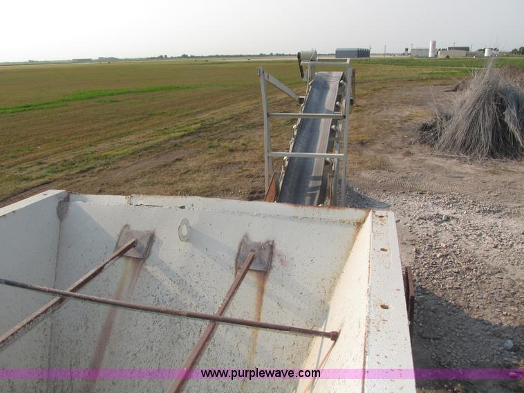 image for item H1219 WFM Eagle 10x36 jaw crusher