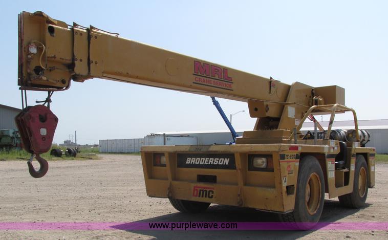 image for item H1222 1998 Broderson IC-200-2C carry deck crane
