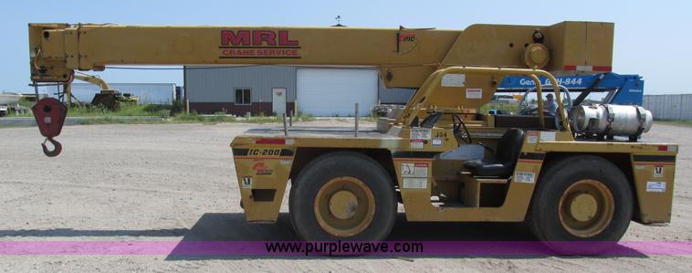 image for item H1222 1998 Broderson IC-200-2C carry deck crane