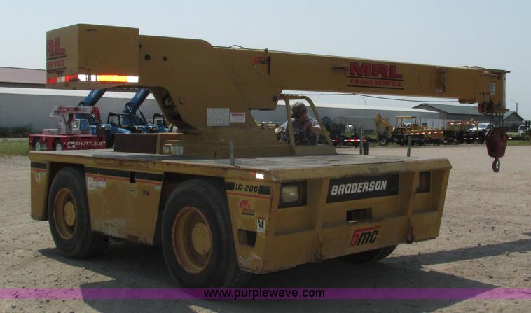 image for item H1222 1998 Broderson IC-200-2C carry deck crane