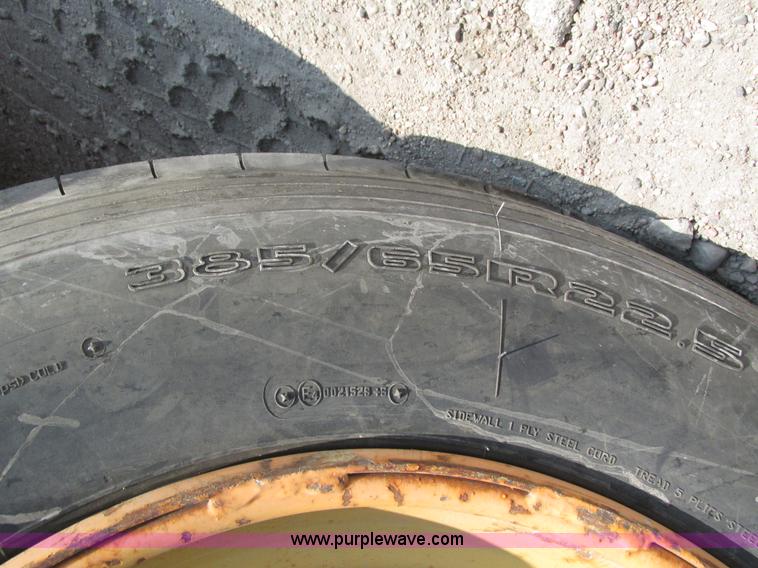 image for item H1222 1998 Broderson IC-200-2C carry deck crane