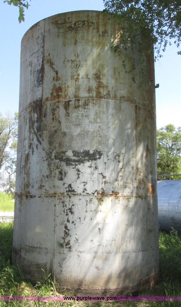 image for item H1224 (2) steel tanks