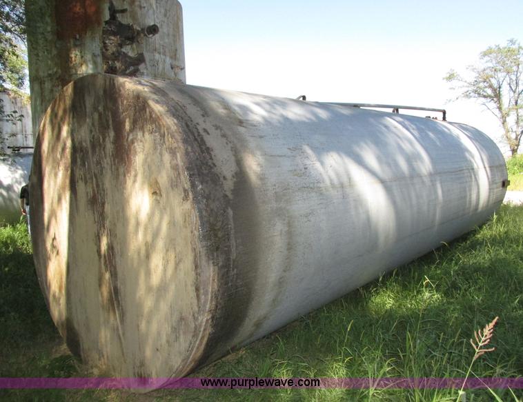 image for item H1224 (2) steel tanks