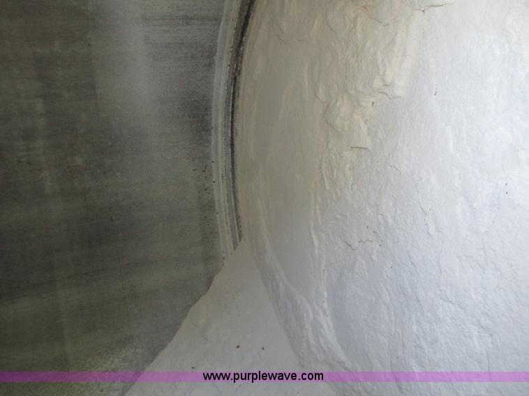 image for item H1224 (2) steel tanks