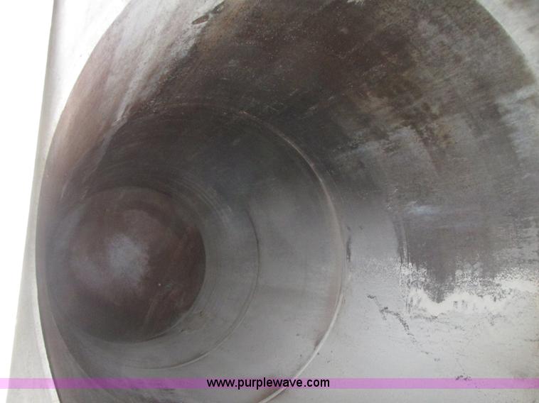 image for item H1224 (2) steel tanks