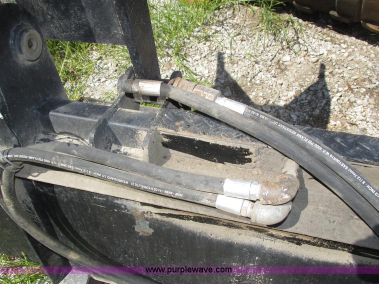 image for item H1226 Skid steer grapple bucket