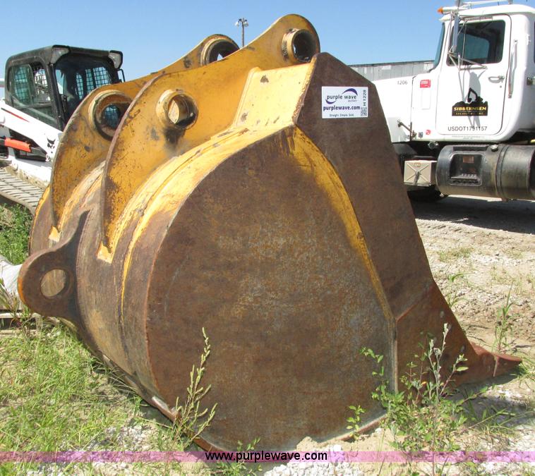 image for item H1228 Excavator bucket