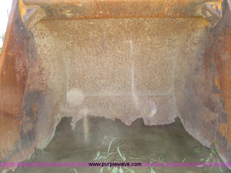 image for item H1228 Excavator bucket