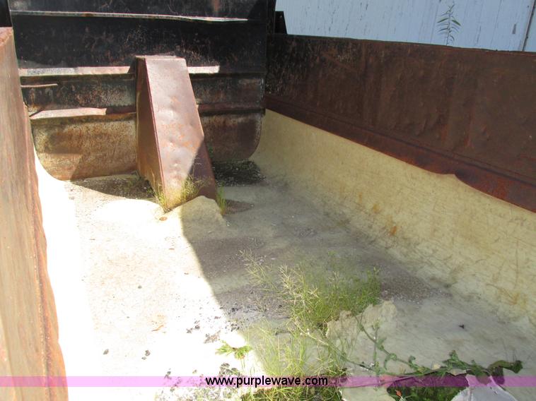 image for item H1229 Ox Bodies 16FT.18-21YD Dump truck body