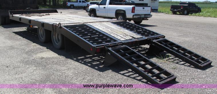 image for item H1230 2001 Load King 122LT 24'L equipment trailer