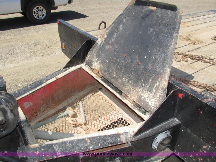 image for item H1230 2001 Load King 122LT 24'L equipment trailer